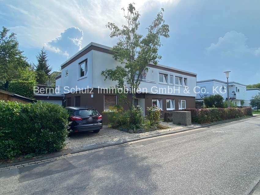 Grosser Freistehender Winkelbungalow Mit Einliegerwohnung In Bester Lage Von Bonn Duisdorf Immoviewer